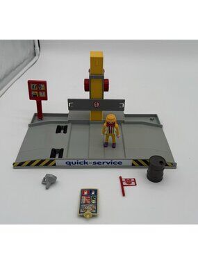 Vintage Playmobil 3615 Quick Service Station Parts